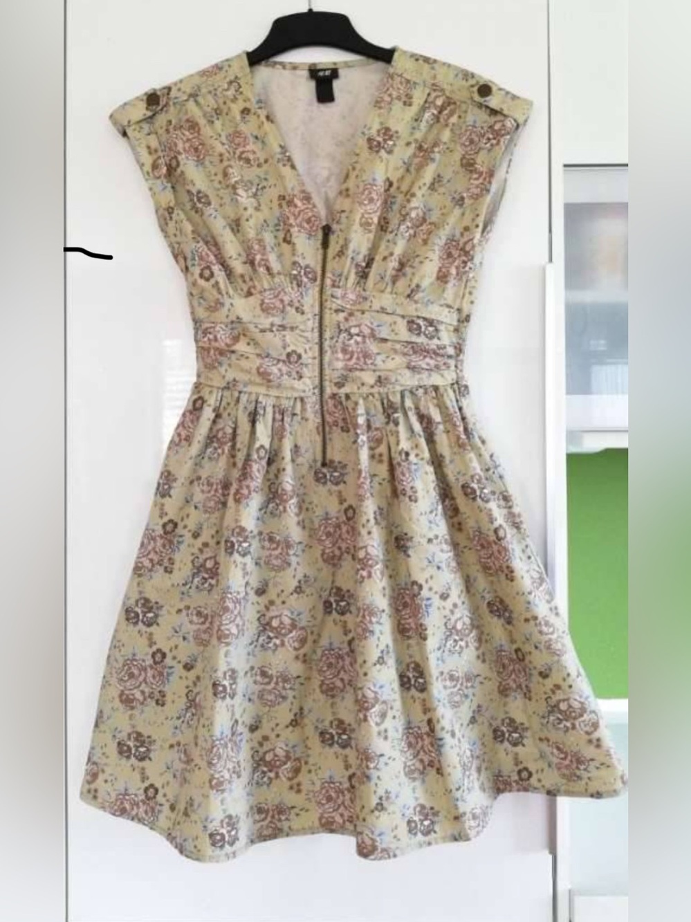 H&M Beige Floral Midi Dress floral  Vintage Excellent Used condition